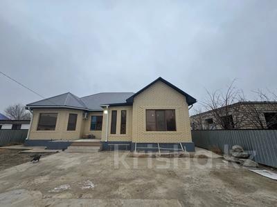 Отдельный дом · 4 комнаты · 159 м² · 6.5 сот., мкр Томарлы, Алматы 8 за 34 млн ₸ в Атырау