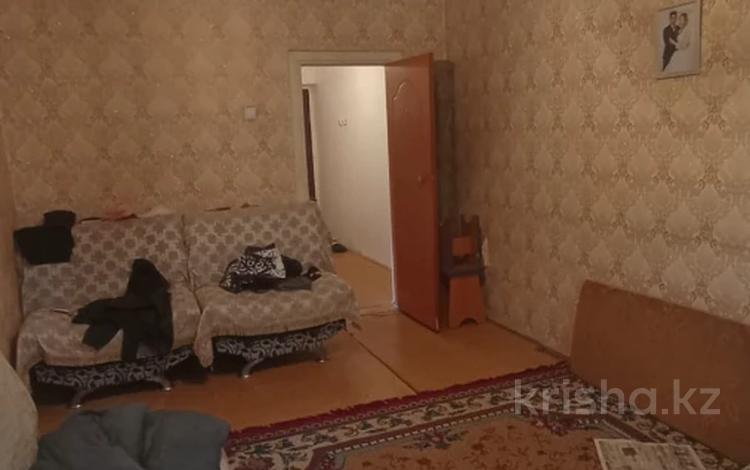 2-комнатная квартира, 51 м², 2/2 этаж, Айтыкова за 7.5 млн 〒 в Талдыкоргане — фото 15