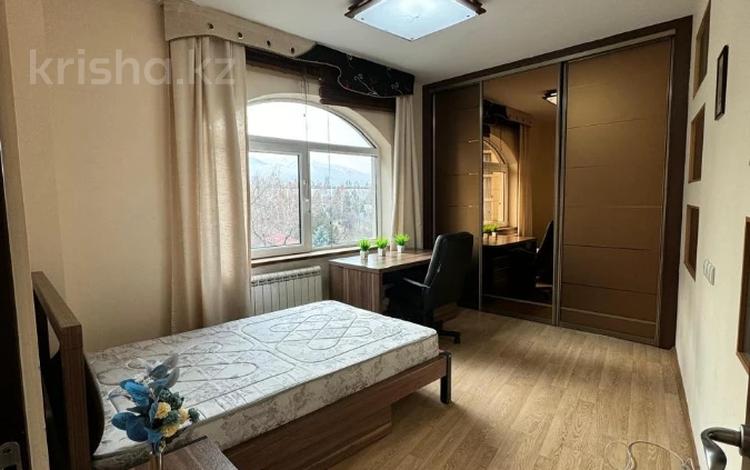 4-бөлмелі пәтер · 160 м² · 8/13 қабат, Маркова — Попова, бағасы: 140 млн ₸ в Алматы, Бостандыкский р-н — фото 25