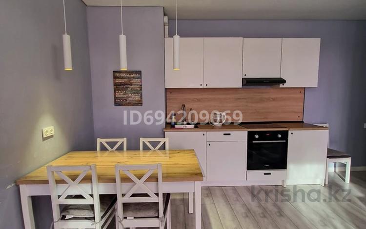 2-комнатная квартира · 55 м², Брусиловского 167 — Абая Брусиловского за 300 000 ₸ в Алматы, Алмалинский р-н — фото 2