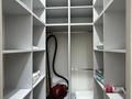 3-комнатная квартира · 90 м² · 9/13 этаж, мкр Юго-Восток, Карбышева 14/3 за 300 000 ₸ в Караганде, Казыбек би р-н — фото 12