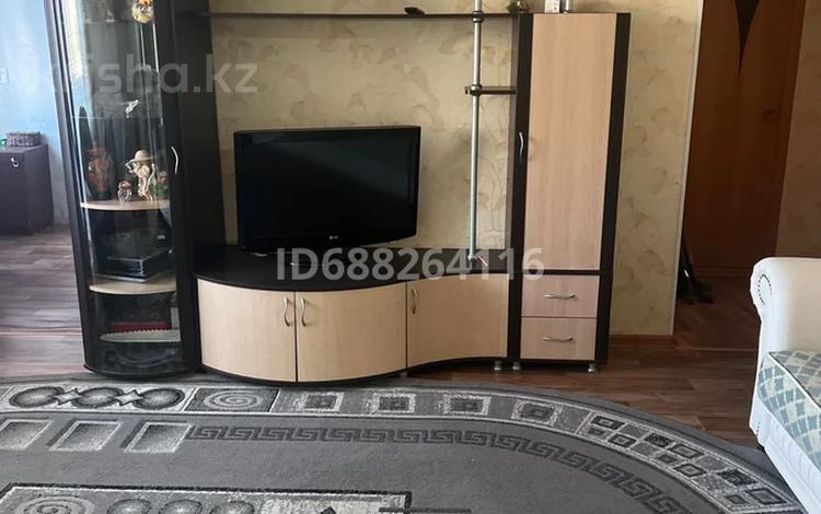 3-комнатная квартира · 57 м² · 4/5 этаж, Фрунзе 10 за 150 000 ₸ в Рудном — фото 2
