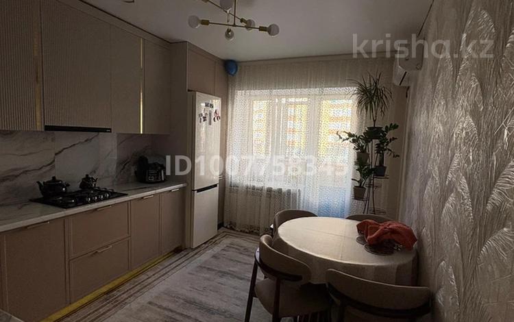 2-бөлмелі пәтер · 73 м² · 2/9 қабат, Нур Актобе 23в, бағасы: 21.8 млн ₸ — фото 2