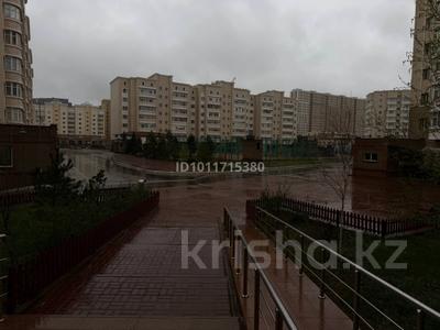 2-комнатная квартира · 58.9 м² · 9/9 этаж, Темирбека Жургенова 18/1 за 31.5 млн ₸ в Астане, Сарайшык р-н