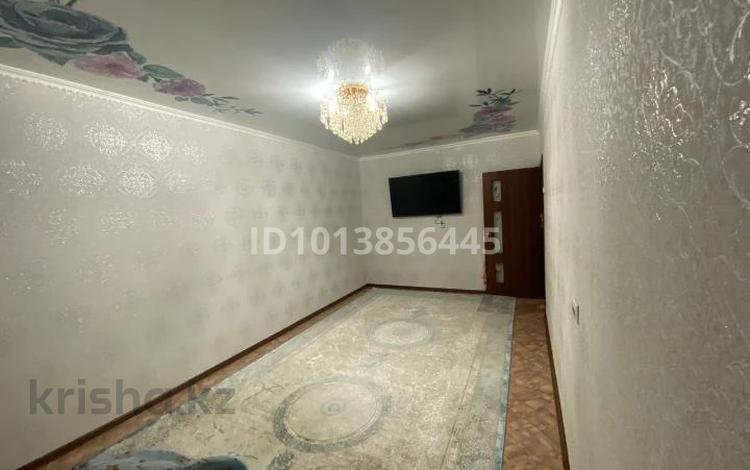 3-бөлмелі пәтер · 68 м² · 4/5 қабат, Микр. молодежн. 40, бағасы: 10 млн ₸ в Кандыагаш — фото 9