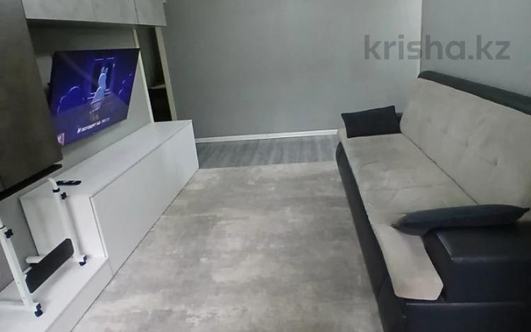 3-комнатная квартира · 60 м² · 1/4 этаж, мкр №6 за 37 млн ₸ в Алматы, Ауэзовский р-н — фото 2