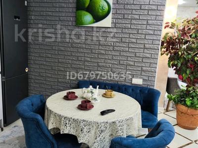 2-комнатная квартира · 80 м² · 4/4 этаж, Жалена Тулепова 9 за 18 000 〒 в Атырау