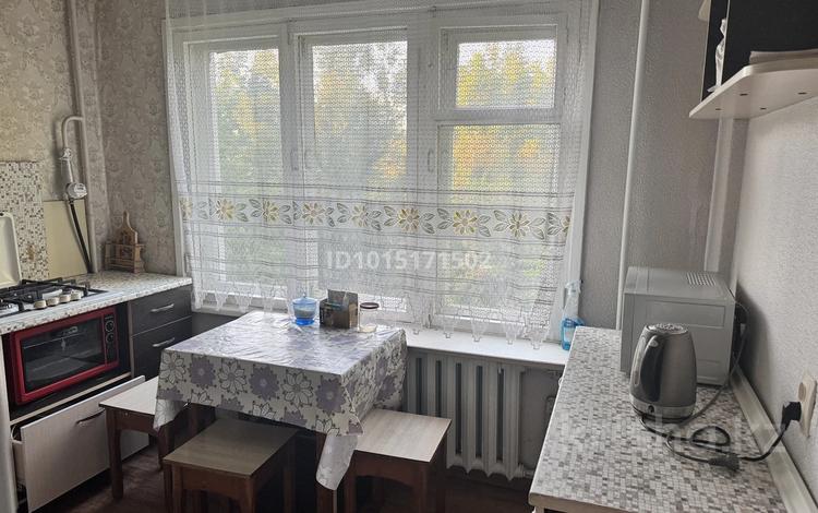 4-бөлмелі пәтер · 80 м² · 4/5 қабат, михаэлиса 16, бағасы: 36 млн ₸ в Усть-Каменогорске, Ульбинский — фото 2