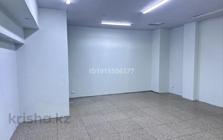 Дүкендер мен бутиктер · 35 м², бағасы: 250 000 ₸ в Астане, р-н Байконур — фото 2
