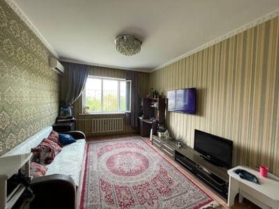 2-бөлмелі пәтер · 60 м² · 5/5 қабат, Айнабұлақ-3 ш/а., бағасы: 32.5 млн ₸ в Алматы, Жетысуский р-н