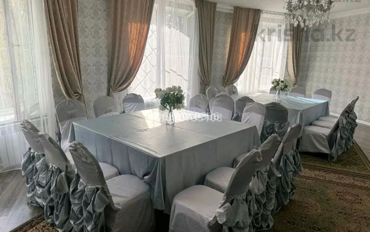 Дом · 8 комнат · 1500 м², Есимхан 12/2 за 100 000 〒 в Талгаре — фото 2