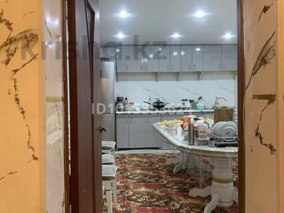Жеке үй · 4 бөлме · 120 м² · 8 жүзд., Абулкаир Хана 19 — улица напротив Мечети, бағасы: 37 млн ₸ в 