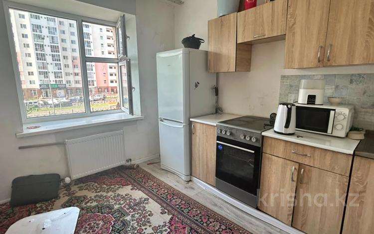 3-комнатная квартира · 76 м² · 2/9 этаж, Азербаева 10 — — ТОП ЛОКАЦИЯ! и ЦЕНА за ~ 34 млн ₸ в Астане, Сарайшык р-н — фото 15