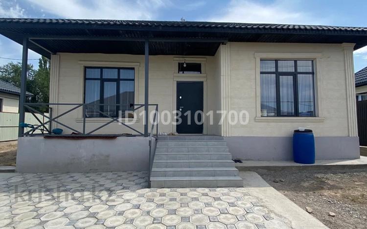 Отдельный дом · 4 комнаты · 120 м² · 4.4 сот., Учетный квартал 218 372/9 — Заправка Алижан(Әлжан) за 34 млн 〒 в Каскелене — фото 2