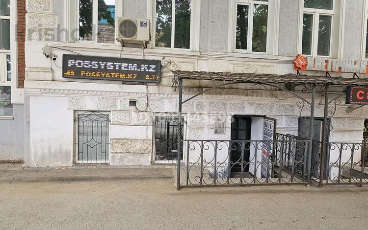 Еркін, кеңселер, дүкендер мен бутиктер, қоймалар, қоғамдық тамақтану орны, сұлулық салондары, медорталықтар мен дәріханалар, білім орталықтары, ойын-сауық · 34 м², бағасы: 18.9 млн 〒 в Уральске — фото 2