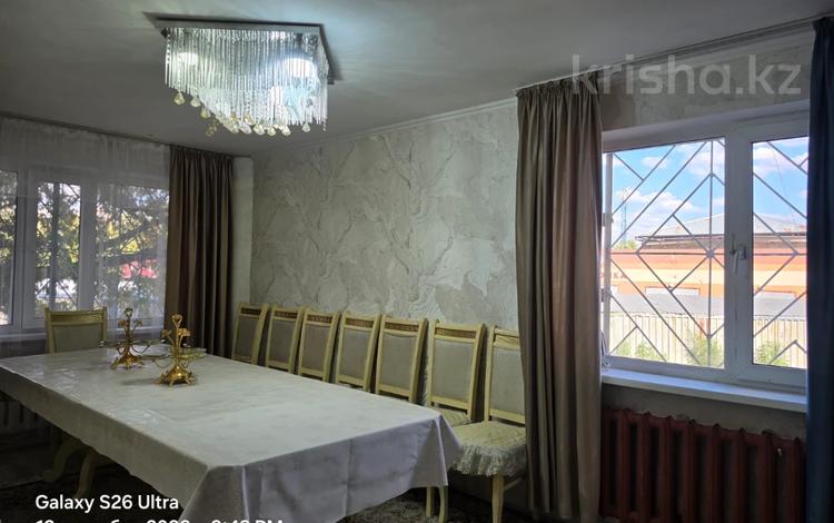 3-комнатная квартира · 62 м² · 1/5 этаж, Пр. Металлургов за 12.5 млн ₸ в Темиртау — фото 2