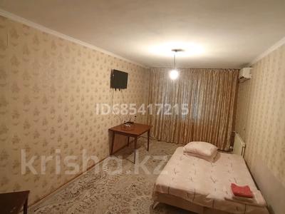 2-бөлмелі пәтер · 60 м² · 1/5 қабат, 1 микрорайон 1 — Возле Сакена Сейфуллина, бағасы: 2 000 〒 в Туркестане