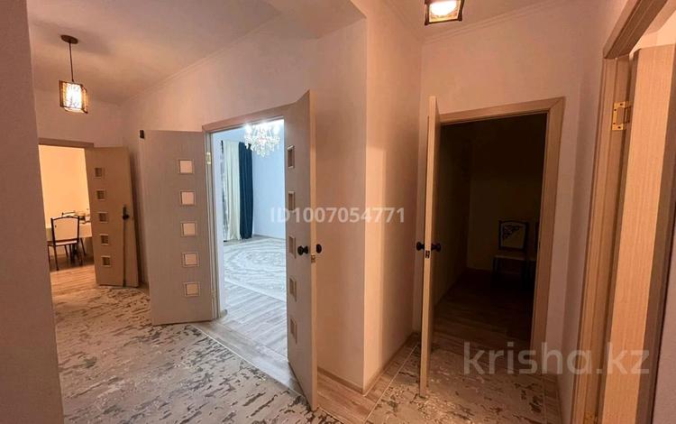 3-комнатная квартира · 67 м² · 5/5 этаж, Левый берег 42 50 за 130 000 ₸ в  — фото 2