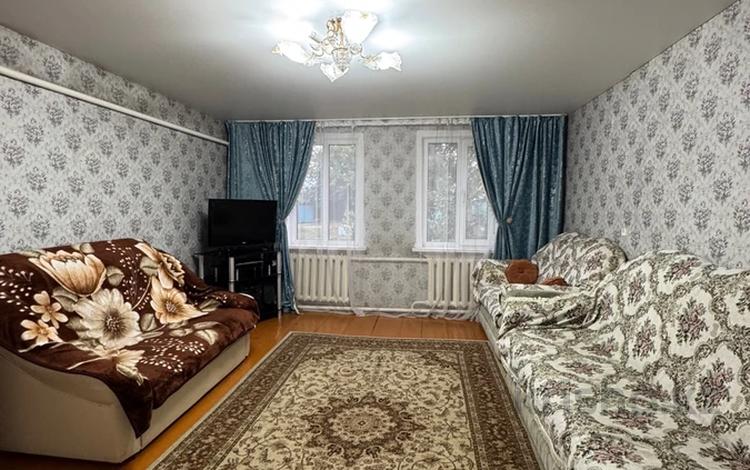 Отдельный дом · 3 комнаты · 80 м² · 2.8 сот., Торайгырова 34 за 15.5 млн ₸ в Семее — фото 2