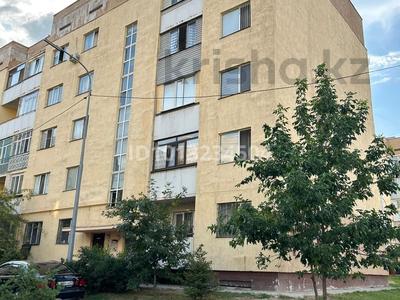 2-бөлмелі пәтер · 64 м² · 4/5 қабат, мкр Саялы 64 — Район авто цона, бағасы: 35 млн ₸ в Алматы, Алатауский р-н