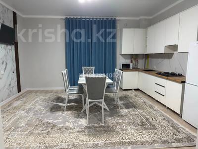 2-комнатная квартира · 75 м² · 1/3 этаж, мкр Нуртас 185 за 220 000 ₸ в Шымкенте, Каратауский р-н