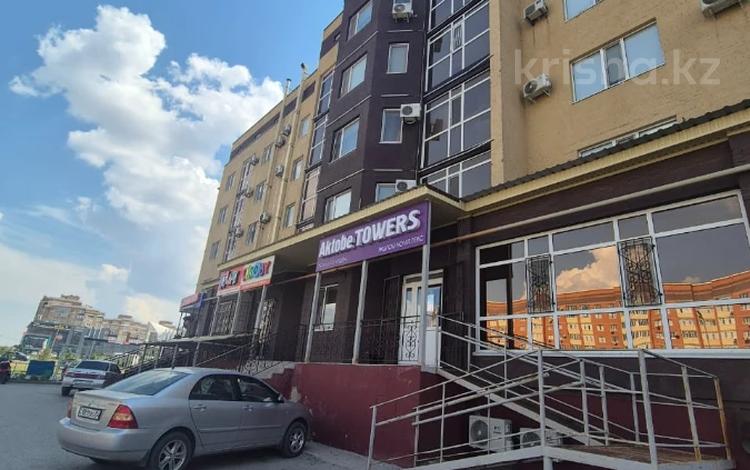 3-комнатная квартира · 106.3 м² · 3/5 этаж, мкр. Алтын орда за 46 млн ₸ в Актобе — фото 2