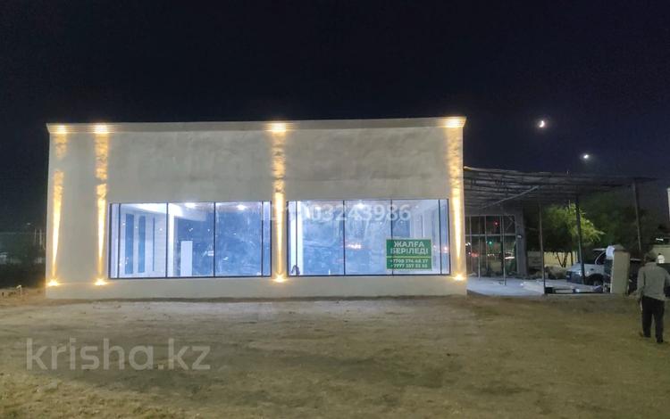 Свободное назначение, офисы, магазины и бутики, склады, общепит, салоны красоты, бани, гостиницы и зоны отдыха, фитнес и спорт, медцентры и аптеки, образование, развлечения, конференц-залы, кабинеты и рабочие места, студии · 200 м² за 400 000 〒 в Туркестане — фото 12