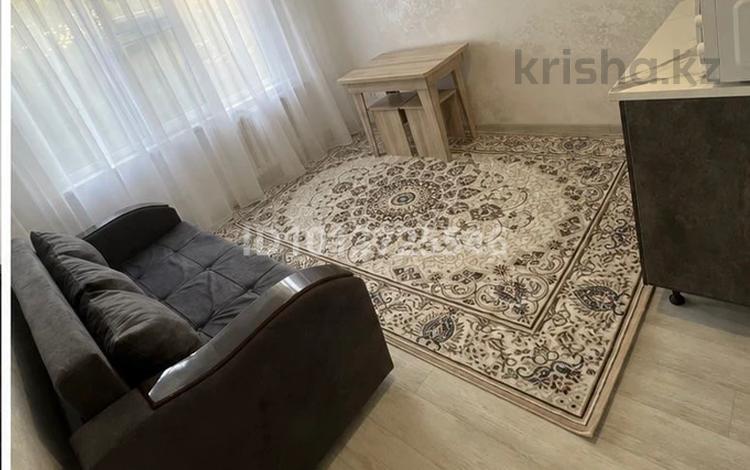 1-комнатная квартира · 16.6 м² · 4/5 этаж, Жумалиева 80 за 200 000 ₸ в Алматы, Алмалинский р-н — фото 2