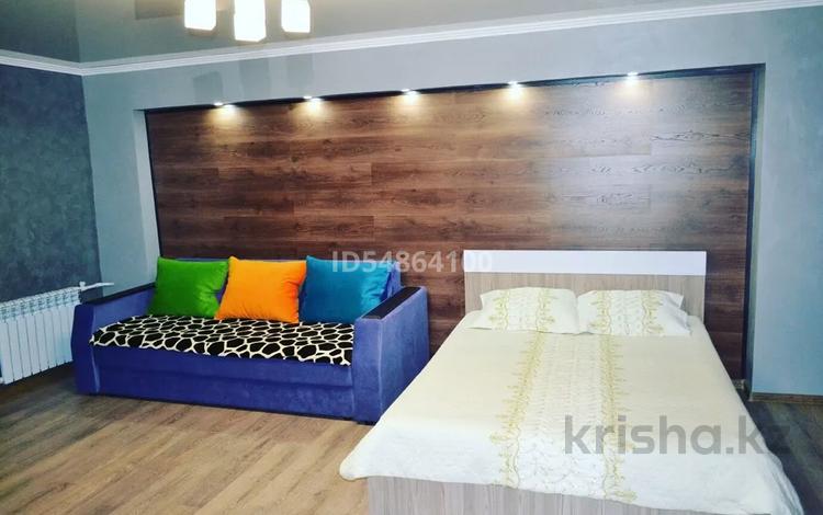 1-комнатная квартира · 38 м² · 4/5 этаж, Гоголя 52 за 9 990 〒 в Караганде, Казыбек би р-н — фото 2
