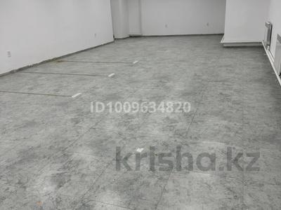 Еркін, кеңселер, дүкендер мен бутиктер, қоймалар, қоғамдық тамақтану орны, сұлулық салондары, ауыл шаруашылығы, медорталықтар мен дәріханалар, білім орталықтары, ойын-сауық · 142.7 м², бағасы: 43 млн 〒 в Косшы