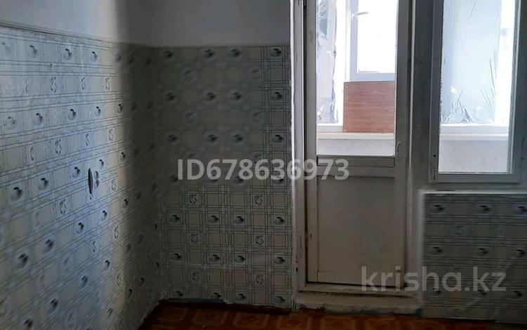 2-комнатная квартира, 51 м², 4/5 этаж, 2 мкр 35 за 6 млн 〒 в Кульсары — фото 2