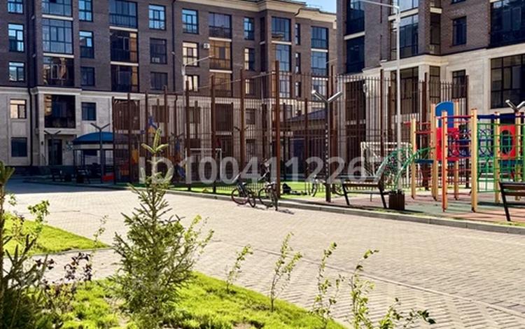 3-бөлмелі пәтер · 87.6 м² · 4/5 қабат, мкр Кунгей , Республики 49, бағасы: 51 млн ₸ в Караганде, Казыбек би р-н — фото 2