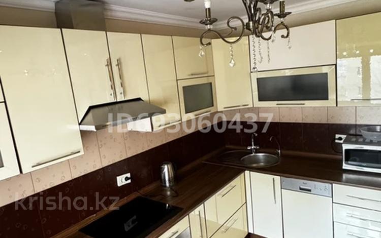 3-бөлмелі пәтер · 80 м² · 4/9 қабат, Пермитина 29, бағасы: 370 000 ₸ в Усть-Каменогорске — фото 2