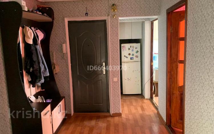 3-комнатная квартира · 67 м² · 9/9 этаж, мкр 11 за 20 млн ₸ в Актобе — фото 2