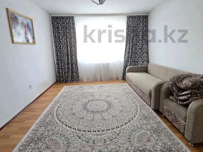 2-комнатная квартира · 66.8 м² · 5/5 этаж, Юность 2 за 19.5 млн 〒 в Семее