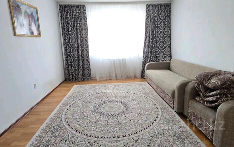 2-комнатная квартира · 66.8 м² · 5/5 этаж, Юность 2 за 19.5 млн 〒 в Семее — фото 2