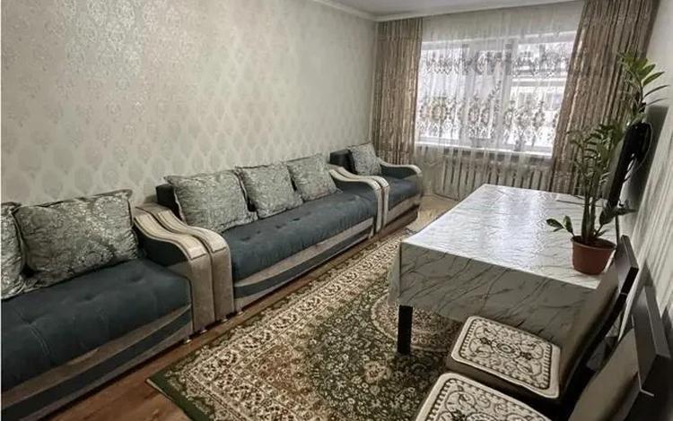 3-бөлмелі пәтер · 62 м² · 1/5 қабат, мкр Юго-Восток, дюсимбекова, бағасы: 19.5 млн ₸ в Караганде, Казыбек би р-н — фото 2