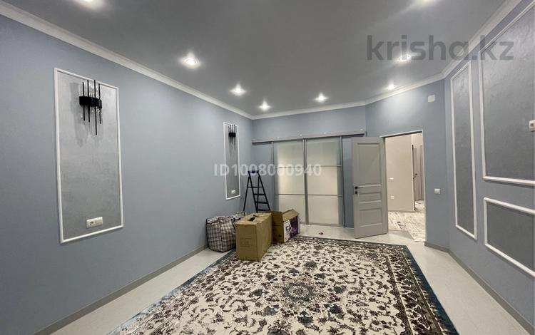 4-комнатная квартира · 140 м² · 2/5 этаж, Коктем 18 Е за 55 млн ₸ в Жанаозен — фото 2