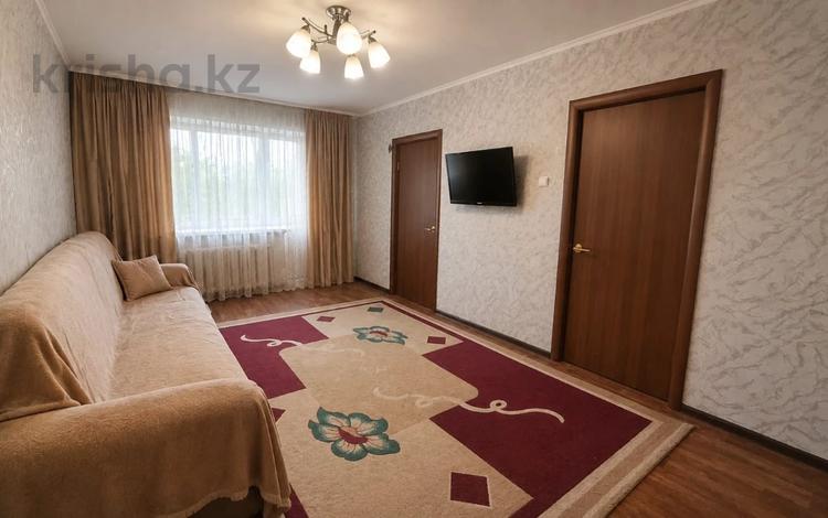4-комнатная квартира · 61 м² · 4/5 этаж, Майкудук, 16й микрорайон за 12.5 млн ₸ в Караганде, Алихана Бокейханова р-н — фото 2
