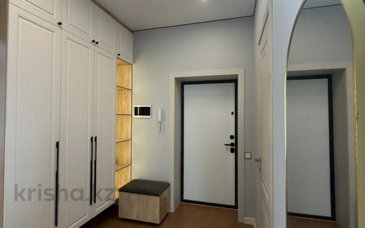 2-бөлмелі пәтер · 63 м² · 5/12 қабат, Чингиз Айтматов 79, бағасы: 43 млн ₸ в Астане, Нура р-н — фото 2