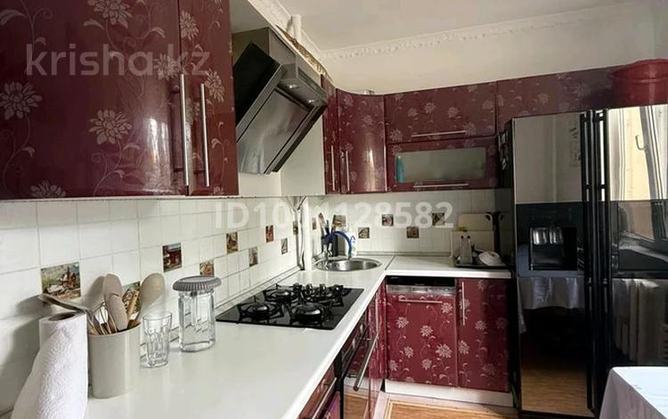 3-бөлмелі пәтер · 70 м² · 2/9 қабат, 5 микр 38, бағасы: 27.1 млн ₸ в Аксае — фото 2