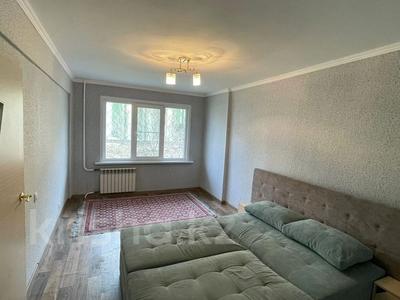 1-комнатная квартира, 33 м², 1/5 этаж, Жастар 21 за 13.4 млн 〒 в Усть-Каменогорске