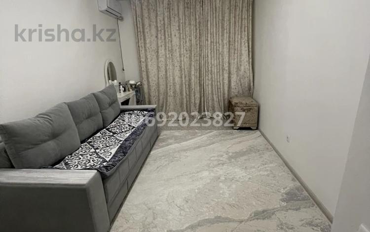 1-комнатная квартира, 35 м², 8/9 этаж помесячно, Райымбек батыра 274