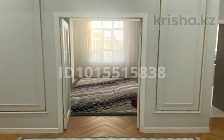 3-бөлмелі пәтер · 120 м² · 7/10 қабат, Микрорайон 18а 5, бағасы: 350 000 ₸ в Актау, 18-й мкр  — фото 2