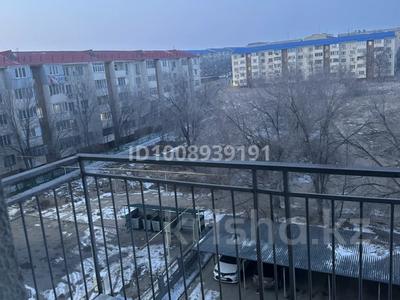 5-бөлмелі пәтер · 140 м² · 5/5 қабат, 5 микрорайон 48 — Сзади пятой школы, бағасы: 200 000 〒 в Конаеве