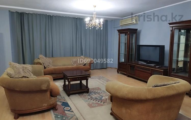 3-бөлмелі пәтер · 142 м² · 14/14 қабат, Масанчи 98в, бағасы: 110 млн ₸ в Алматы, Бостандыкский р-н — фото 2