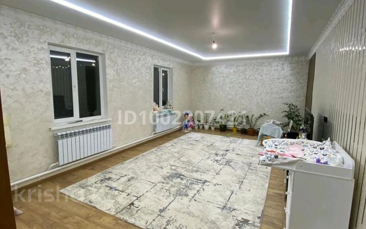Отдельный дом · 3 комнаты · 105 м² · 10 сот., мкр Кайнар, 17 32 за 23 млн ₸ в Атырау — фото 2