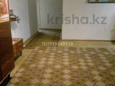 3-бөлмелі пәтер · 111.7 м² · 10/10 қабат, 1 ш/а, Абулхаир хана 63 — Центральный стадион, бағасы: 37 млн ₸ в Актобе, мкр 5