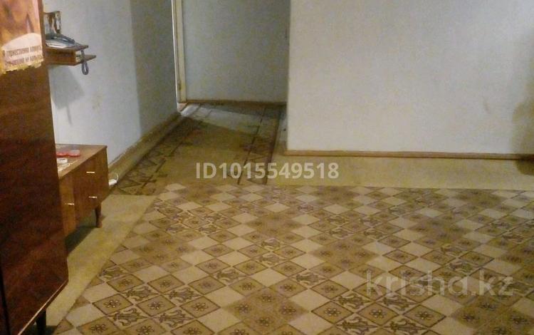 3-бөлмелі пәтер · 111.7 м² · 10/10 қабат, 1 ш/а, Абулхаир хана 63 — Центральный стадион, бағасы: 37 млн ₸ в Актобе, мкр 5 — фото 2