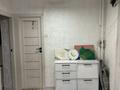 2-бөлмелі пәтер · 43 м² · 2 қабат, 13-й мкр 52a, бағасы: 13 млн ₸ в Актау — фото 4